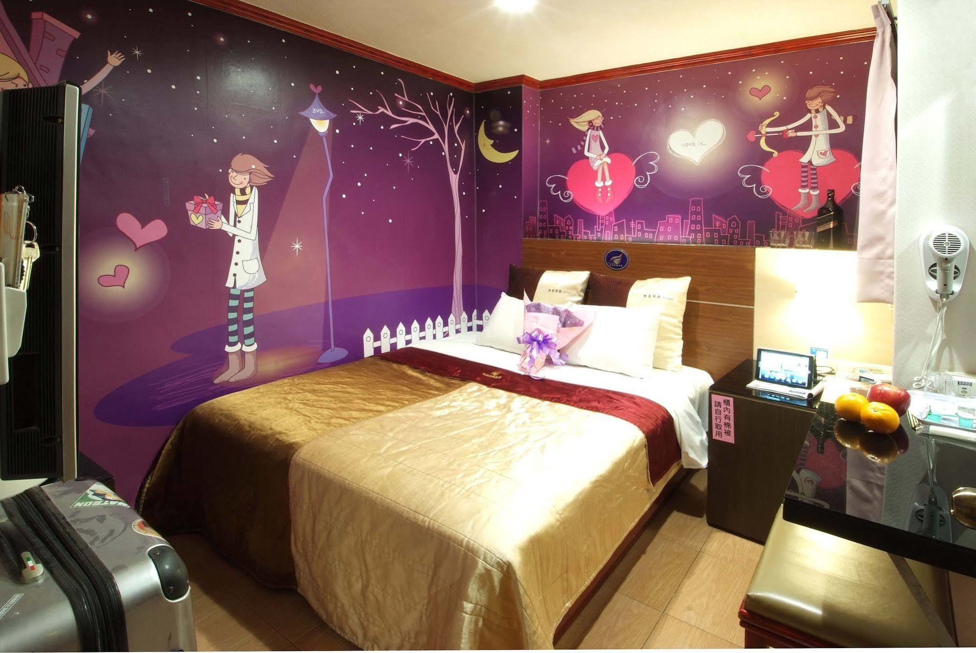 Golden Swallow Hotel Синьчжу Экстерьер фото